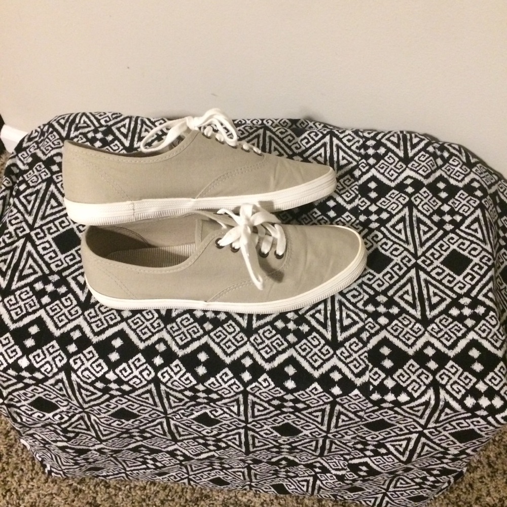 American Eagle Casual Sneakers